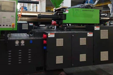 塑料注塑機(jī)的輔助設(shè)備有哪些？京瓊介紹！